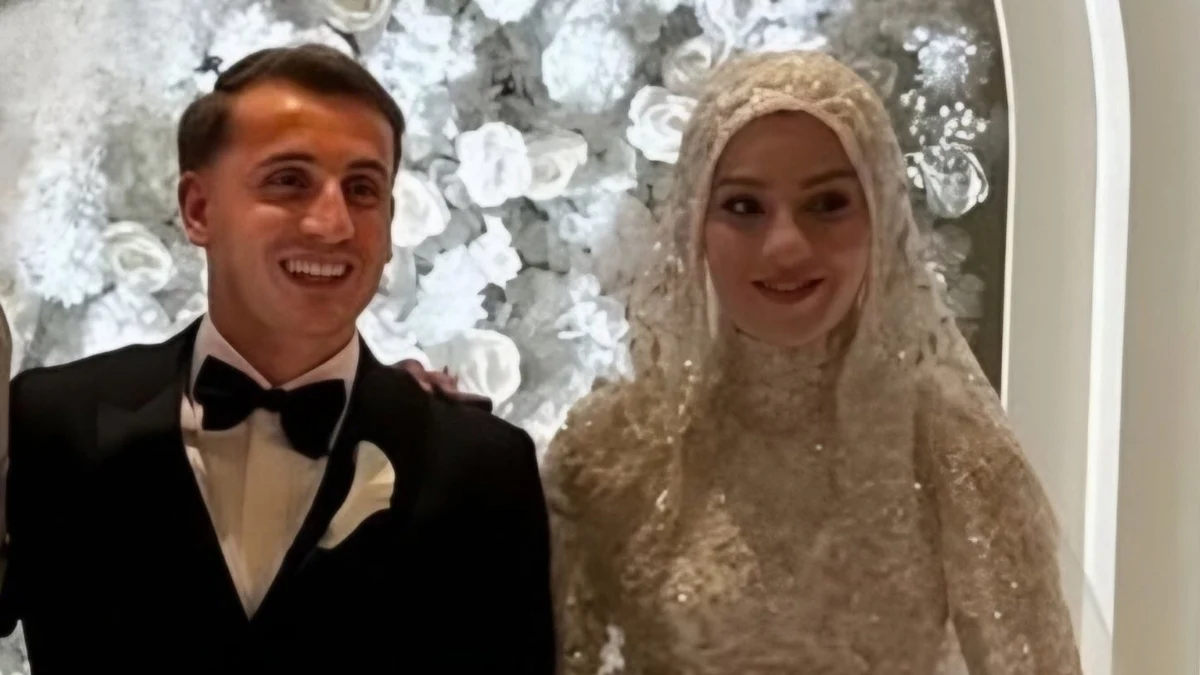 Kerem Aktürkoğlu Ceren Azak ile evlendi