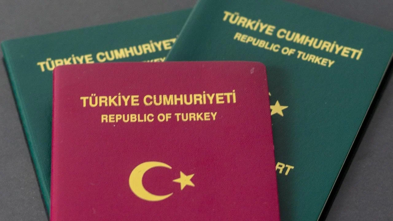 AB’den Türk vatandaşlarına yeni vize sistemi: Uzun süreli Schengen vizesinin yolu açılıyor