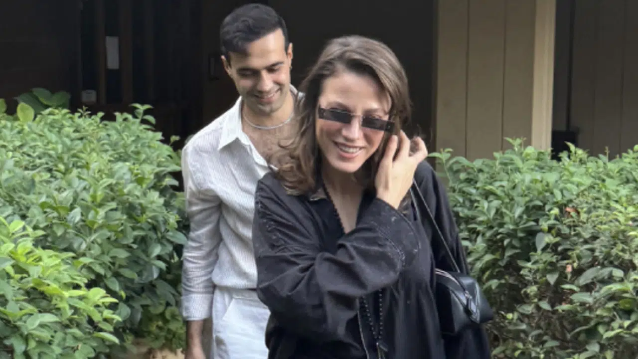 Serenay Sarıkaya ve Mert Demir Aşkında Kara Bulutlar: İlişki Bitti Mi?