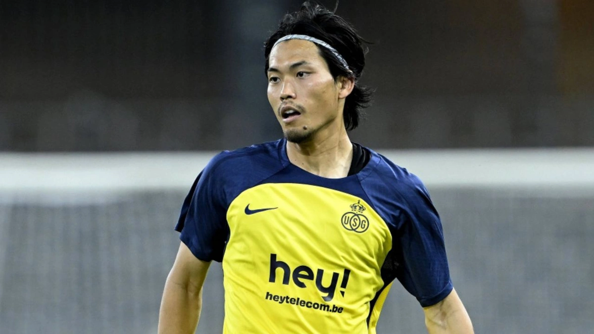 Fenerbahçe’de Mourinho onayladı, Defans Japon olacak