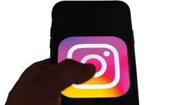 Instagram’dan Beklenen Hamle: Repost Özelliği Test Ediliyor!
