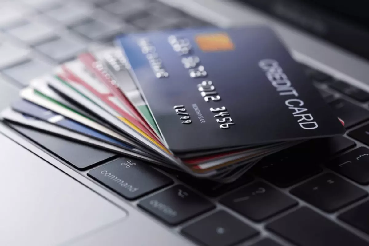 Kredi Kartı Borçlarında Rahatlama Geliyor: 48 Ay Taksit, Nakit Avans Limitleri ve Vadelerde Yeni Düzenleme